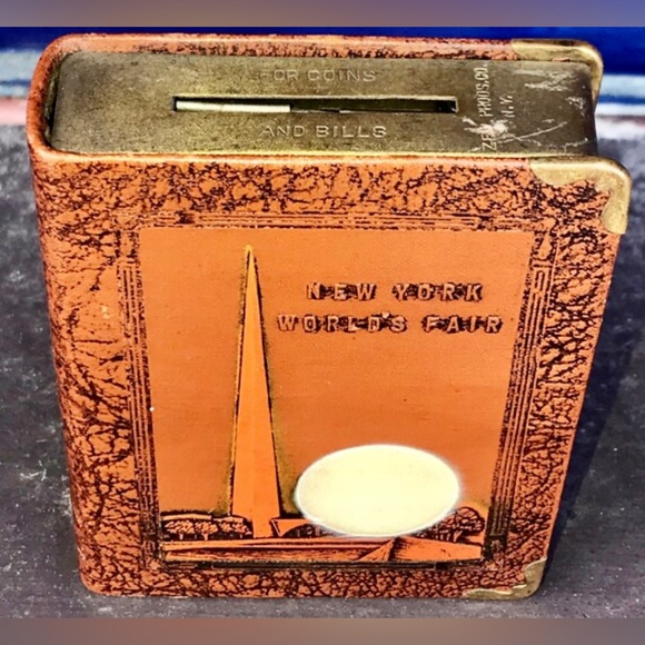 Vintage 1920s Antique Zell Brown Bronze NEW YORK World’s Fair Book Coin Bank - Picture 3 of 6